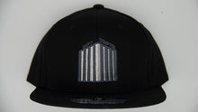 Load image into Gallery viewer, Compton Court Snapback
